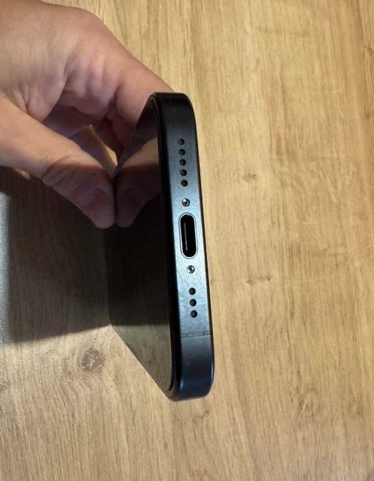 Перфектен! - iPhone 15 Pro 256gb-бартер