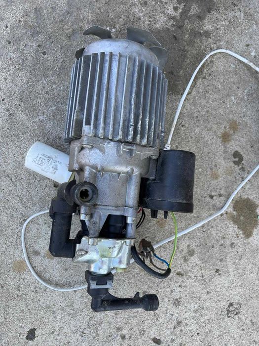 Motor cu pompă Kärcher K 2.800 Ecologic funcțional – piese  Preț: numai 100 lei