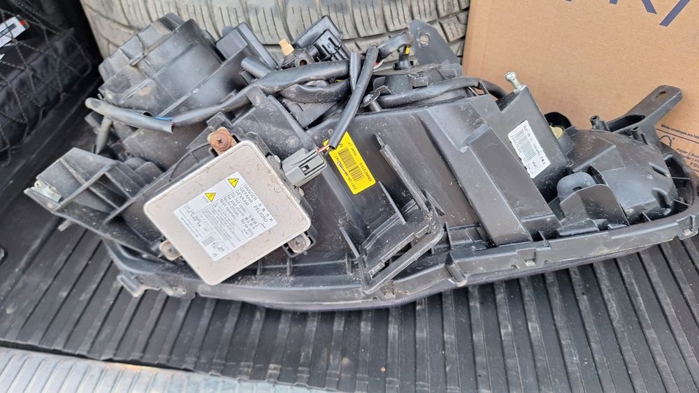 Xenon фар митсубиши лансър 2007-