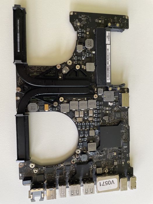 Macbook 2011 pro 15 ‘’ дънна платка