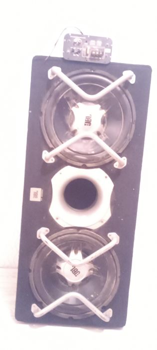 Продам сабвуфер срочно