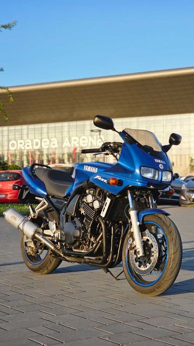 Yamaha FZS 600 Fazer