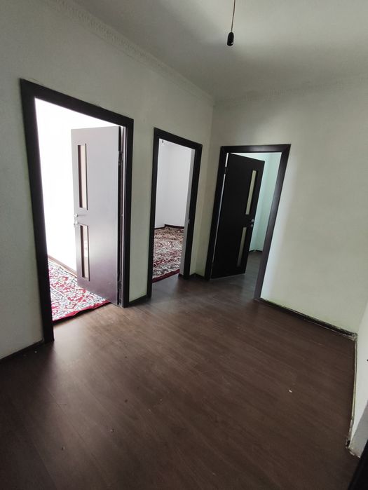 2 xonalik kvartira sotiladi