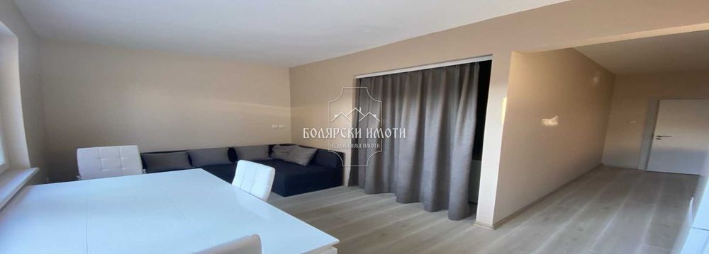 Дава се под наем Едностаен апартамент в Велико Търново, Център - 40 кв.м за 229.5 € - Снимка #3