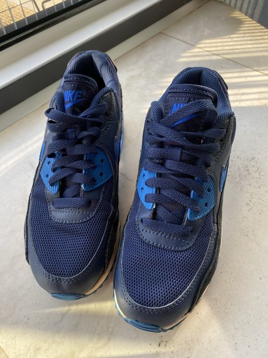 Adidasi Nike Air Max 90 Essential