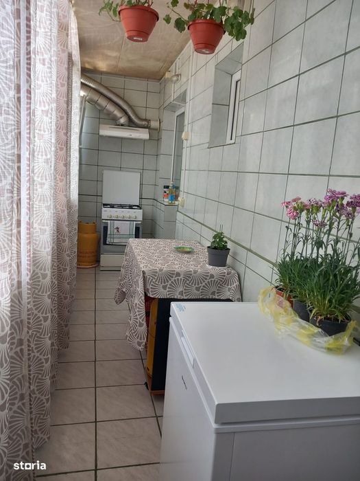 Apartament 2 camere, balcon, gata de utilizare