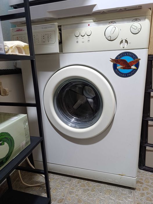 Продавам Пералня Siltal 100лв