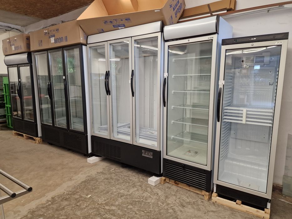 Крайстенна хладилна витрина UGUR USS 1200
