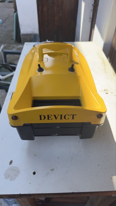 Devict Smono Лодка за захранка
