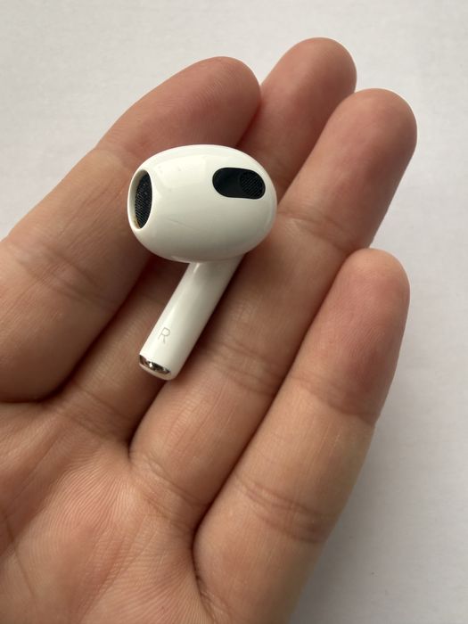 Правый наушник airpods3 original