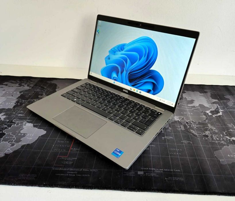 Dell Latitude 5320 13,3" FullHD i5-1185G7 16 GB RAM 256 GB SSD
