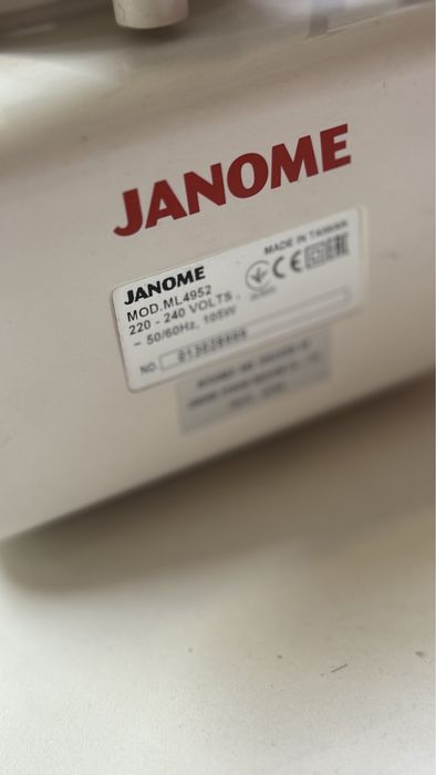 Бытовой   JANOME   Оверлог