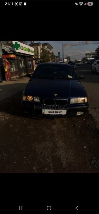 Бмв Е36 1995год электро салон