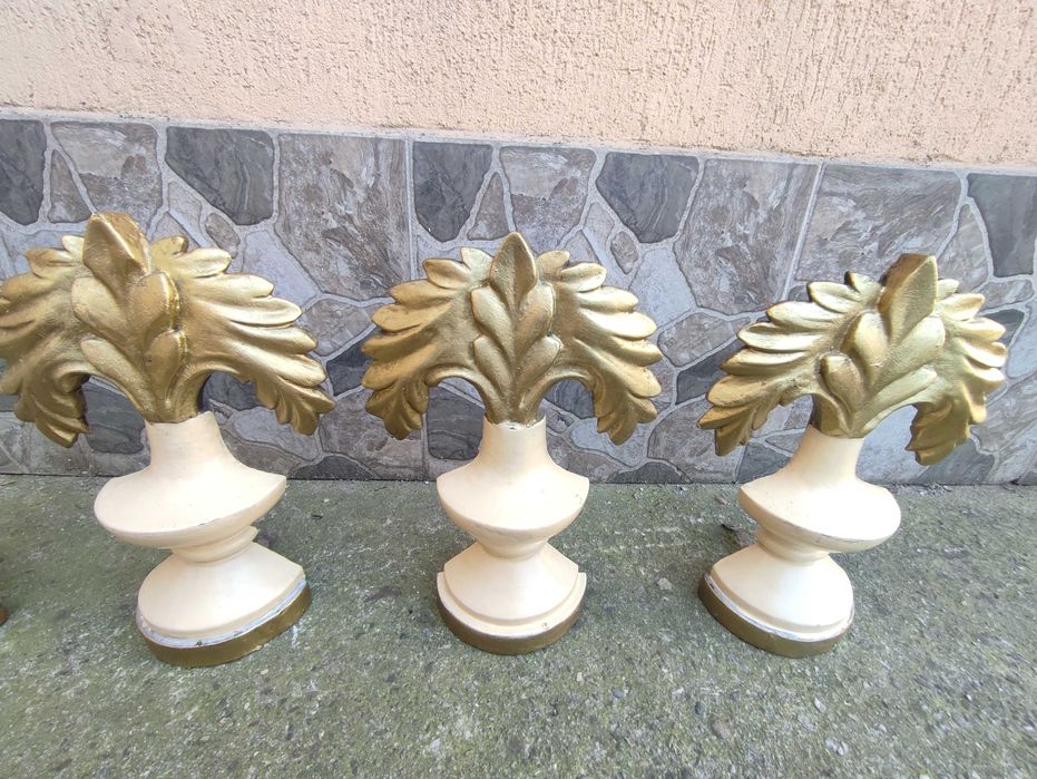 Ornamente baroc din lemn