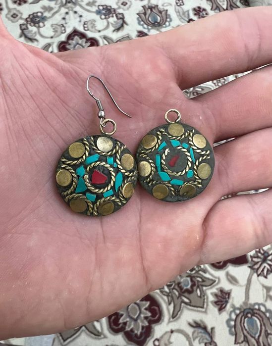 Antikvar zirak veriza toshidan qilingan