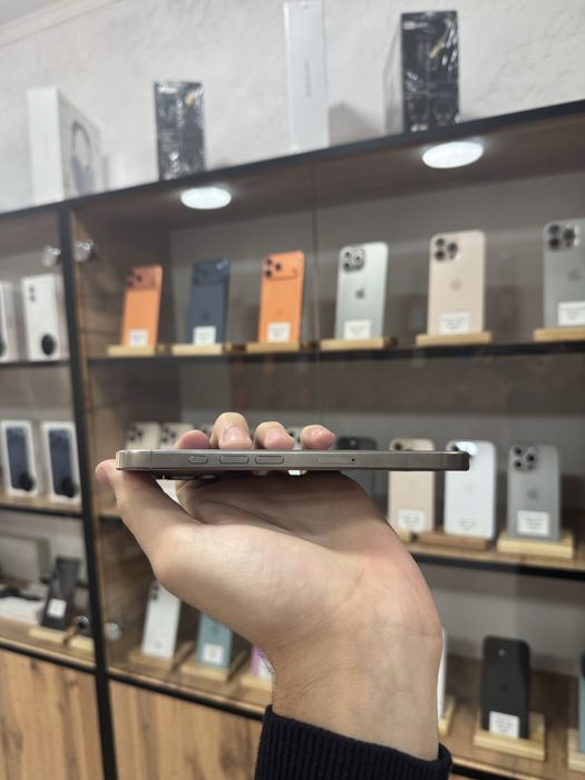iPhone 16 Pro