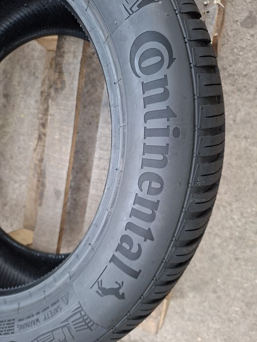 1бр. Нова 215/55/17 Continental All Season Contact