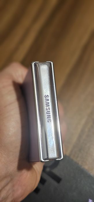 Samsung Flip 4 256 gb