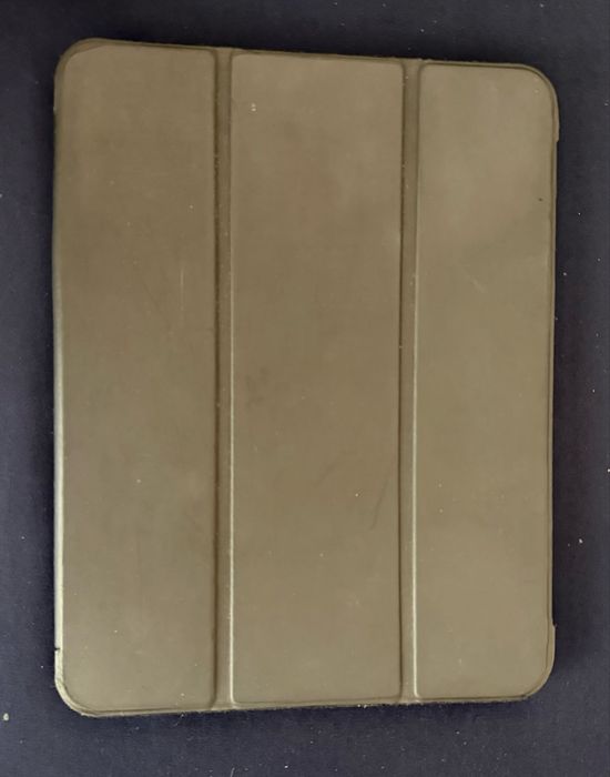 iPad 10th Gen 10.9”, Grey, 256 GB + Husă neagră