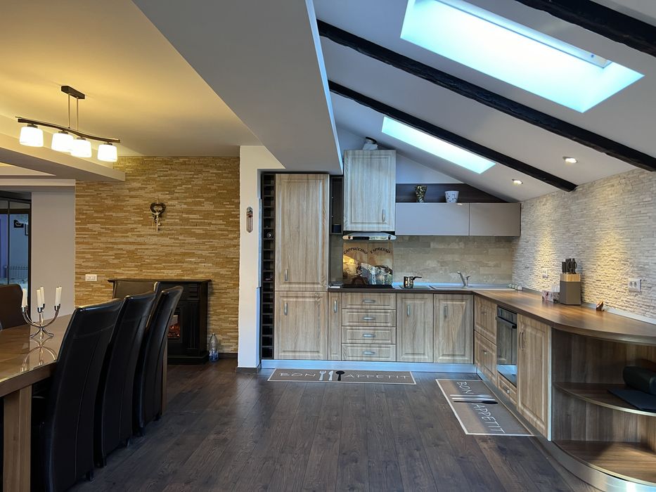 Inchiriere: Predeal Brasov Ski Apartament 130mp Lux Garaj Partie; TVA