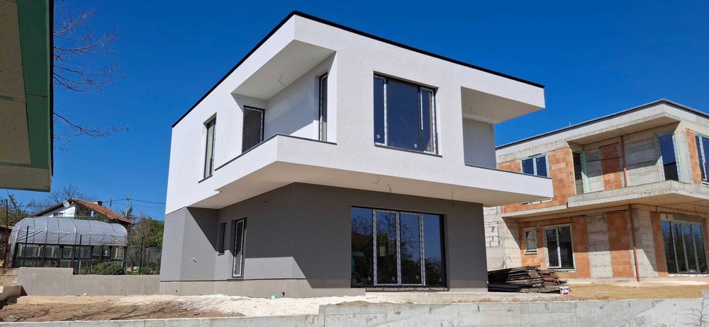 Продава се Къща в Варна, м-т Боровец - юг - 169 кв.м за 776 €/кв.м - Снимка #1