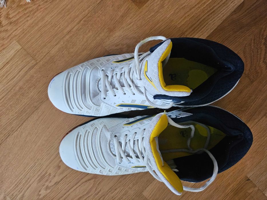 Кроссовки Joma для волейбола