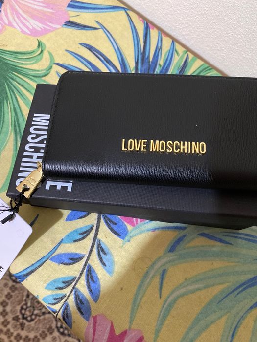 Оргинално дамско портмоне