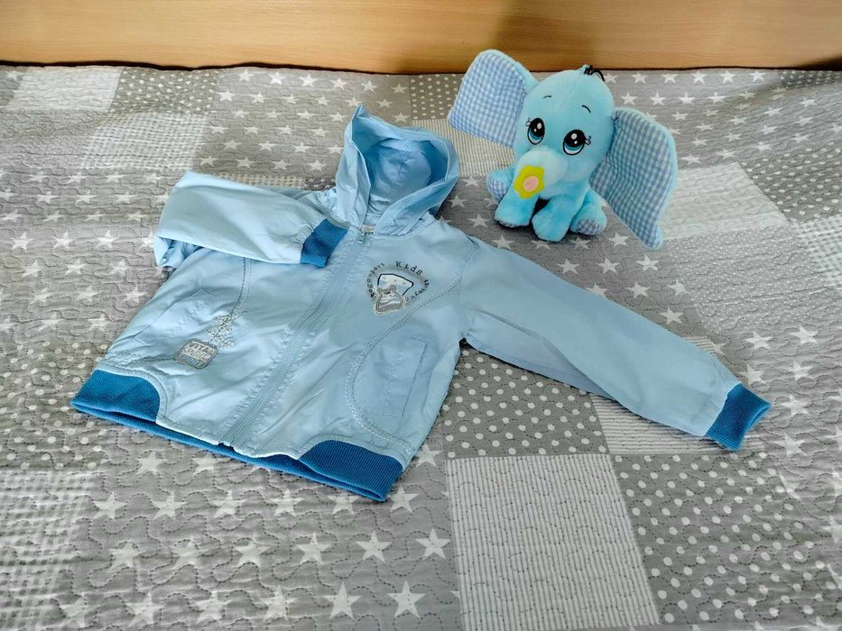 Детско тънко яке 86-92 см. и НОВА плюшена играчка  ПАКЕТНА цена