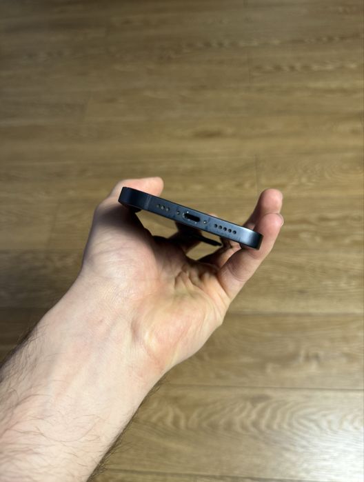 Vând iPhone 13 Midnight 128gb Cu Factura