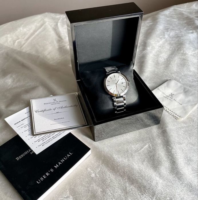 Продаються часы