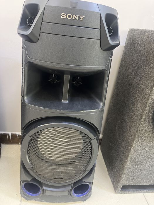 Колонка Sony.