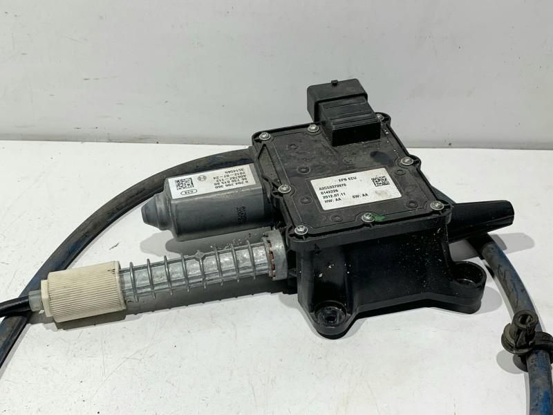 Motoras frana de mana Peugeot 5008 9673081580