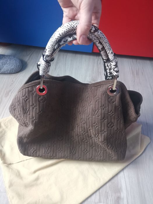 Vând geanta Louis Vuitton