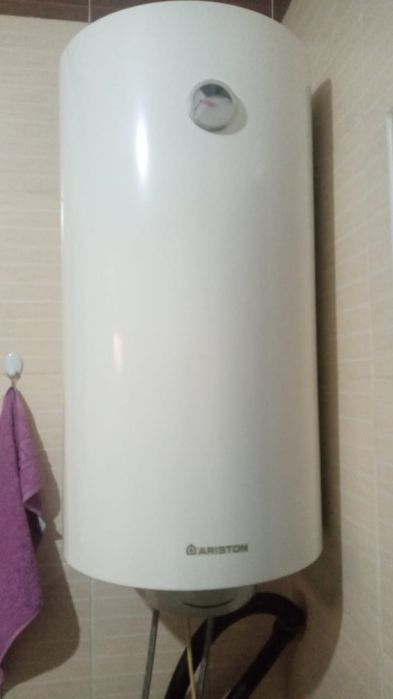 Продам Аристон бойлер
