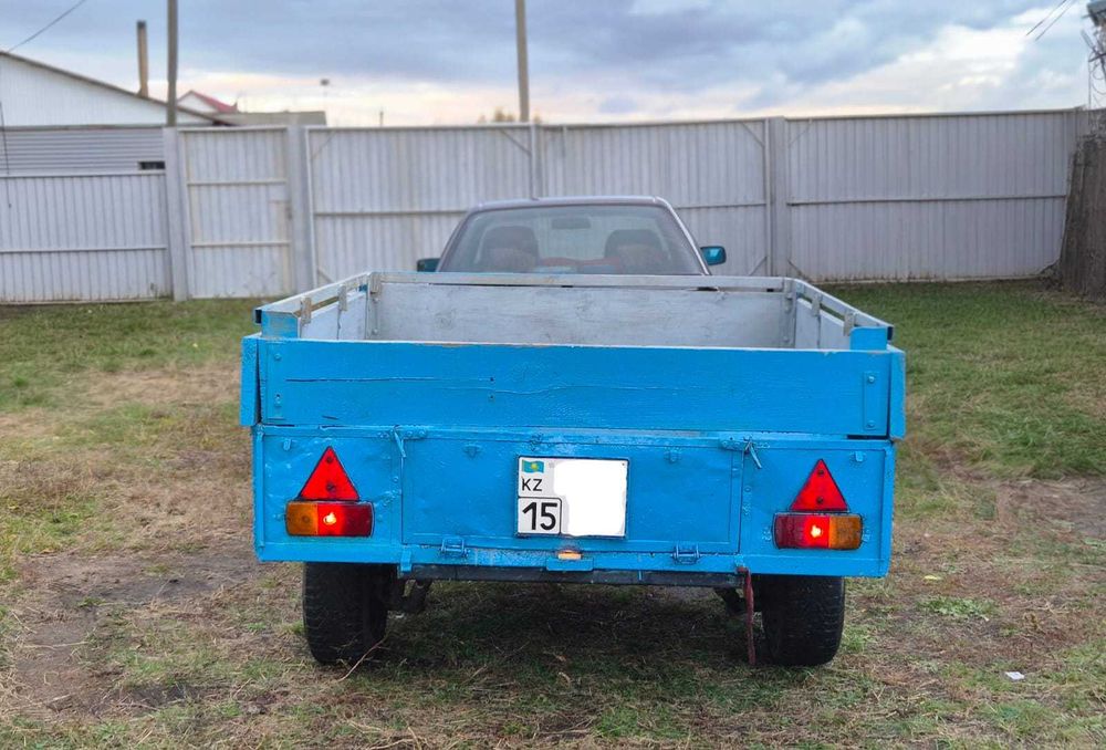 Продам Ауди 80 Б3 + прицеп