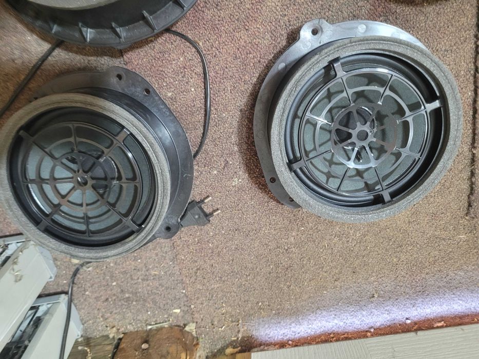 Boxa Audi A4 B9 A5 Bang Olufsen 2016-2023 cod 8W5035411A