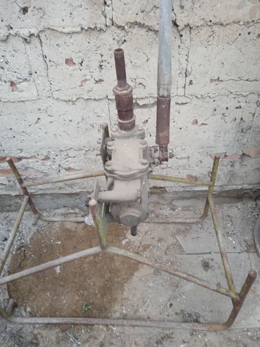 Продам насос ручной.