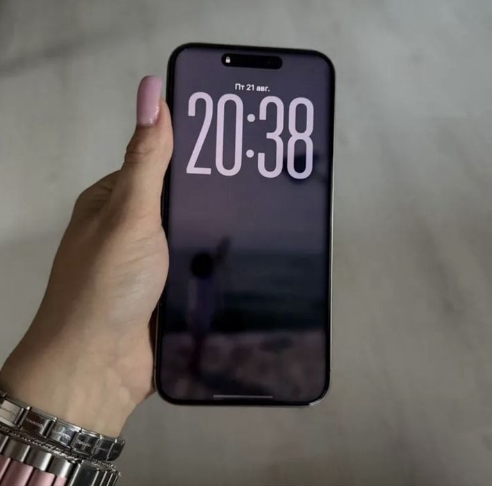 Айфон 15 Pro max на 256 гб
