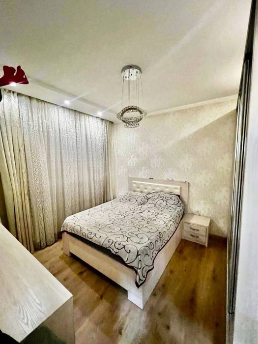 2/4/4 Буз базар 77 Серия . С ремонтом , мебель и техника