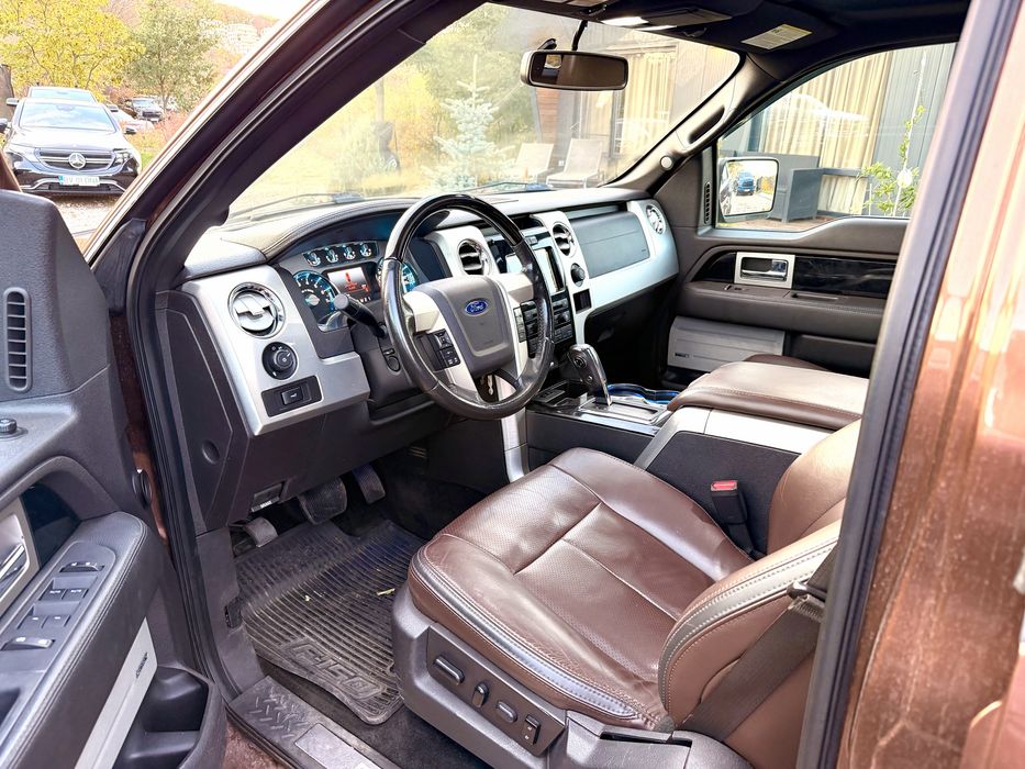 Ford F150 6.2 L  V8 PLATINUM Full Full  AUTOUTILITARA impozit 950 ron Panoramic,Camere Masalier , Roti 35 , Interior Deosebit Piele Inmatriculata RO