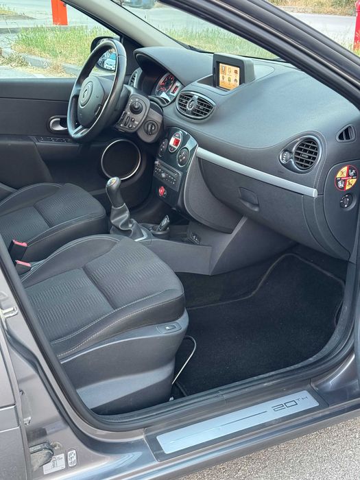 Renault Clio 20th Edition