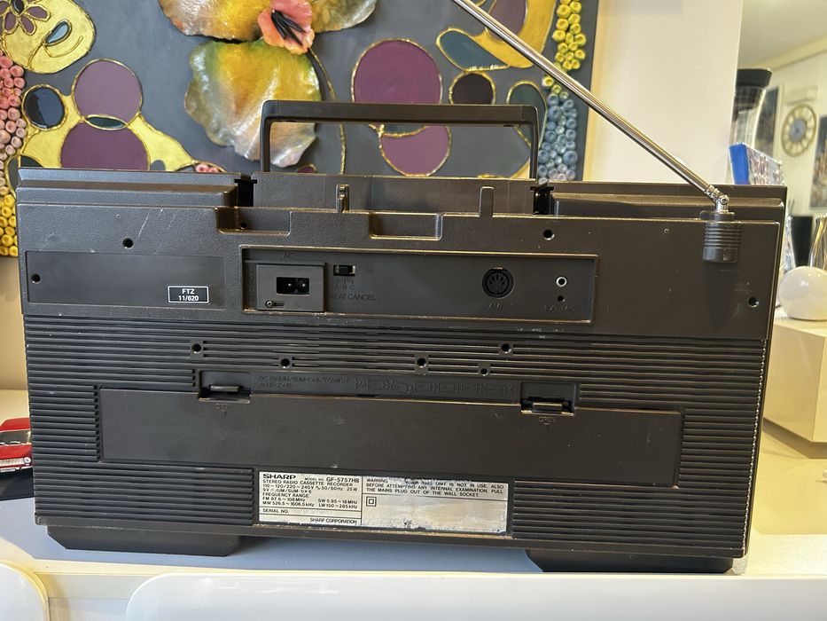 SHARP GF-5757 Радиокасетофон Боомбокс