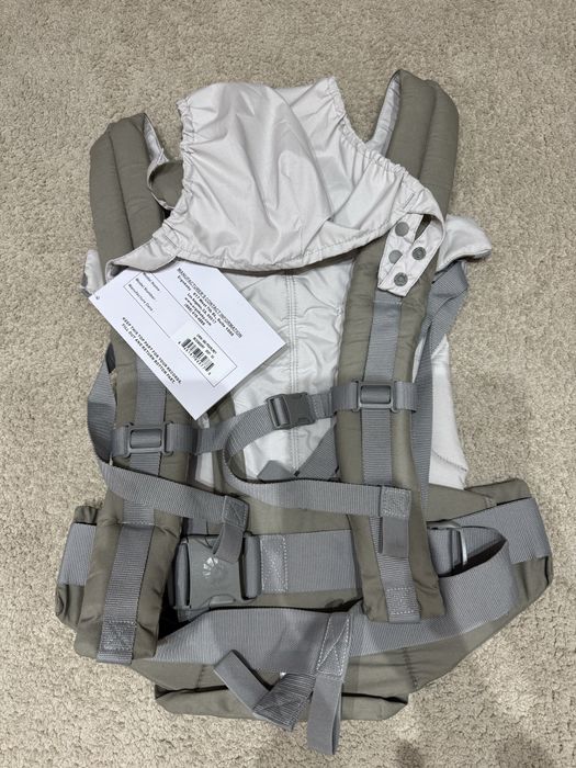 Marsupiu Ergobaby omni 360 Cool Air