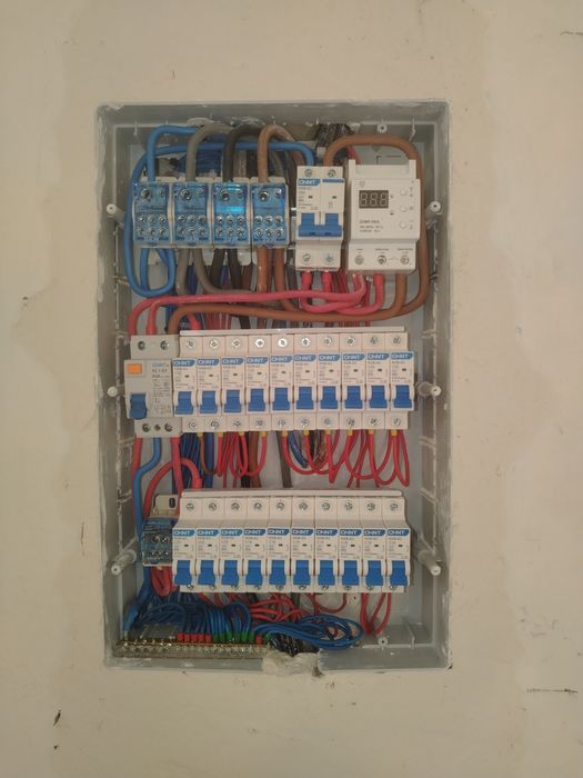 Эликтрик дома уже есть