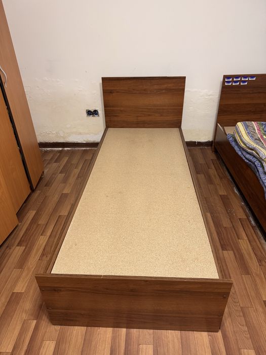 Продам кровати односпальные в хорошем состоянии