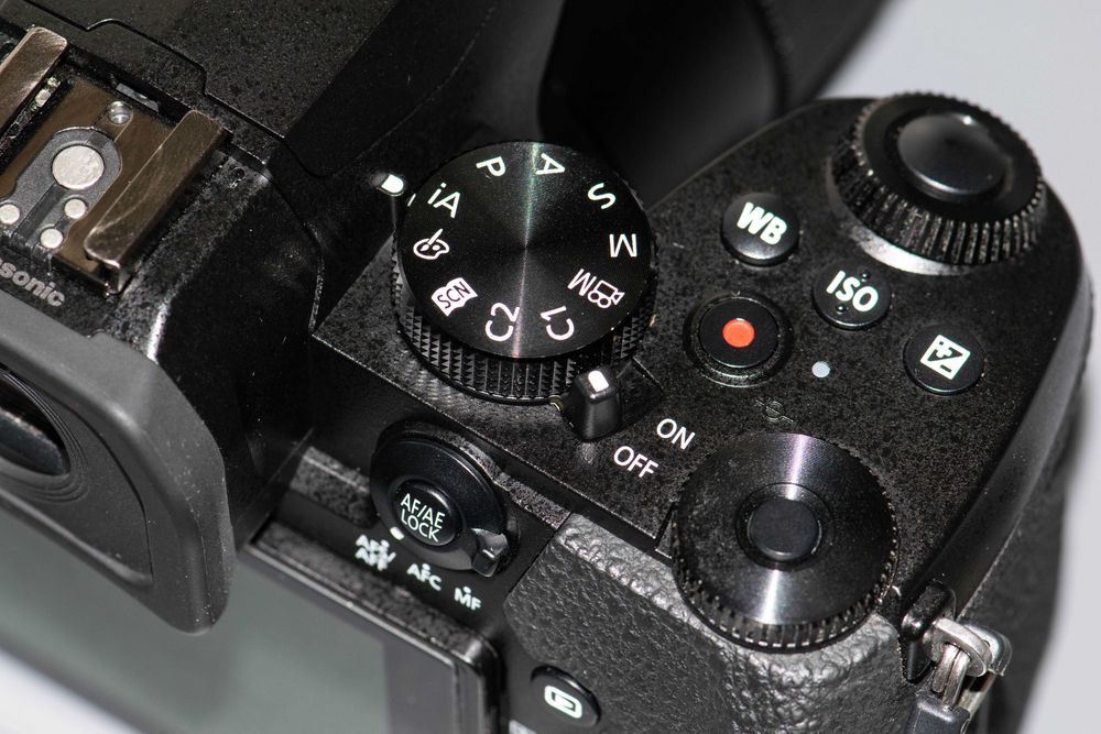Panasonic Lumix DC-G90 Aparat Foto Mirrorless 20,3MP 4K