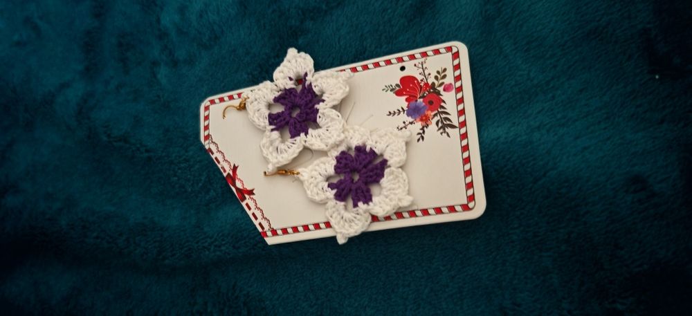 Cercei handmade crosetati