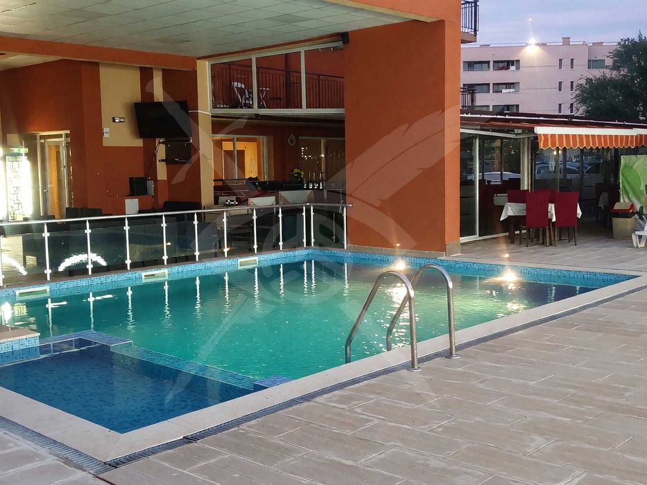 Продава се Хотел в Приморско - 2200 кв.м за 569 €/кв.м - Снимка #6