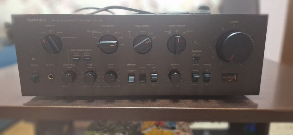 Amplificator Technics SU V8