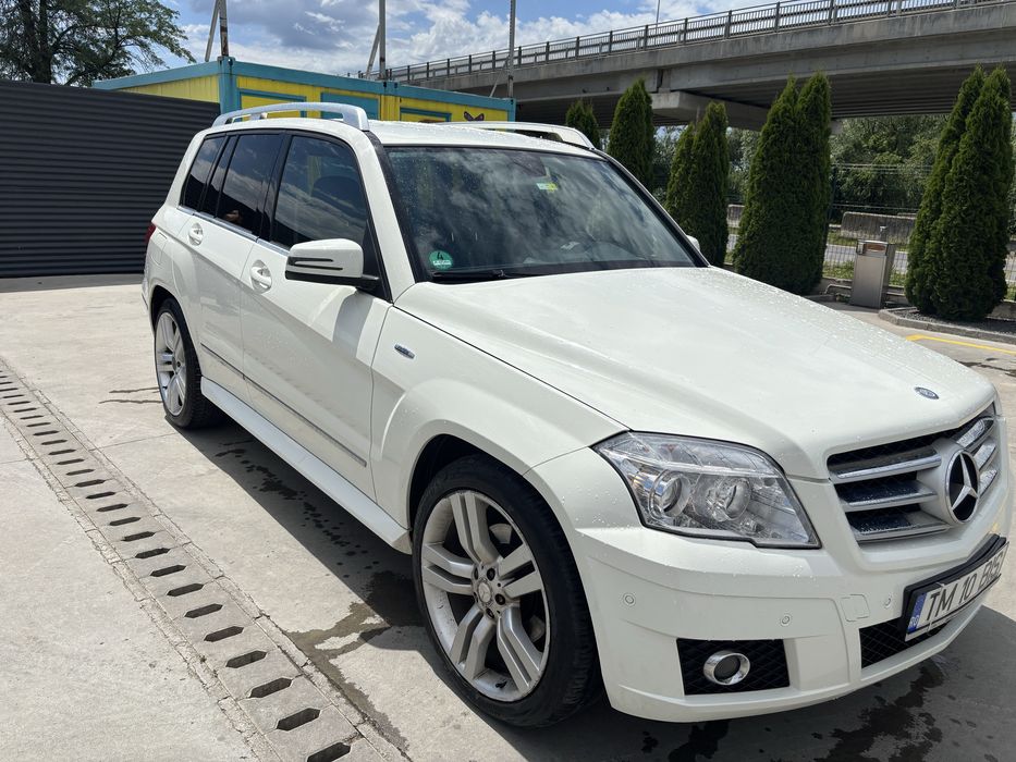Vand mercedes alb